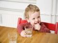 Mẹo hay: Lưu ý khi cho trẻ dùng nước