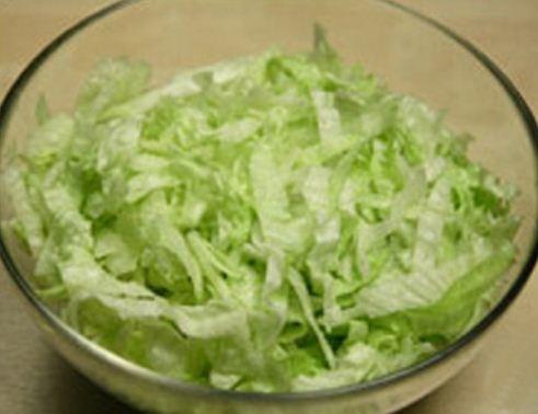 Giảm cân hiệu quả cùng salad cần tây ớt chuông