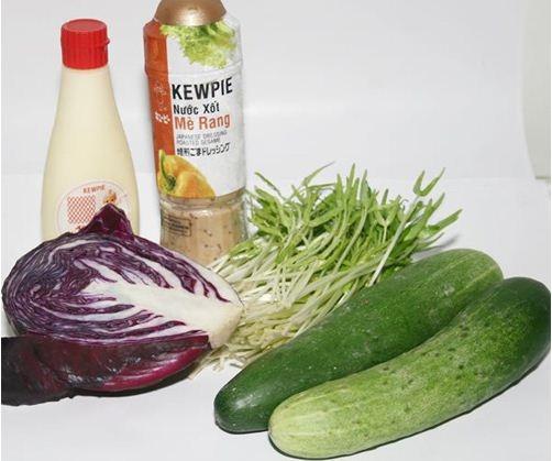 Salad rau mầm và bắp cải tím