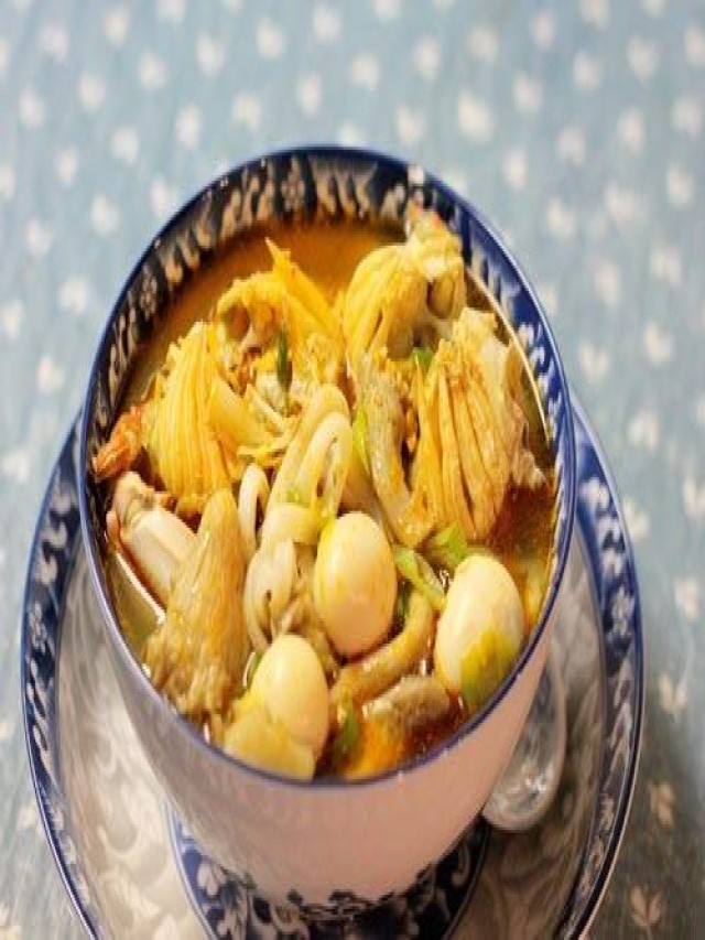 Bánh canh ghẹ nóng hổi tại nhà