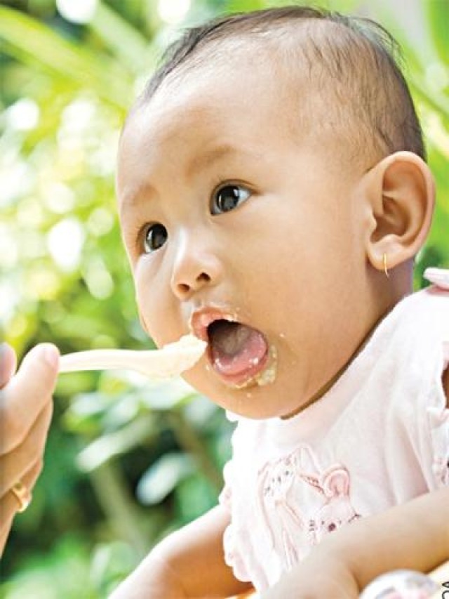 Bí quyết giúp bé hay ăn chóng lớn