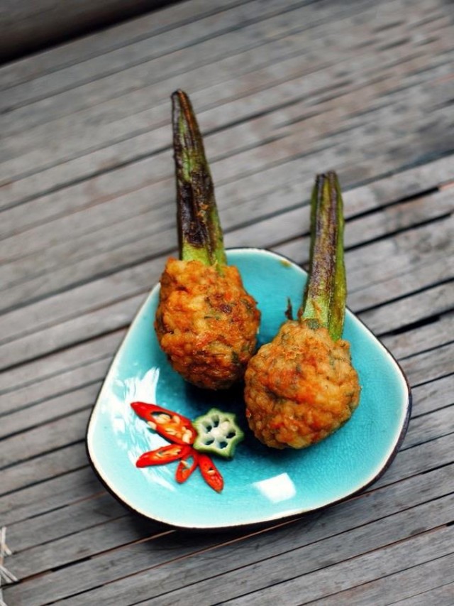Chả tôm cuốn đậu bắp